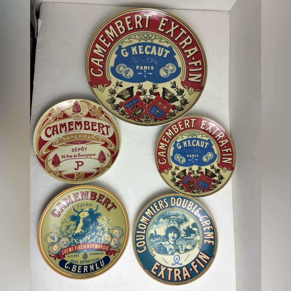 BIA Camembert Set w/ 4 small Cheese Plates Cordon Bleu and 1 large plate